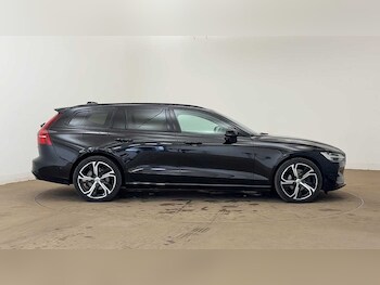 Used Volvo V60 2022 for sale - 77218238: Photo