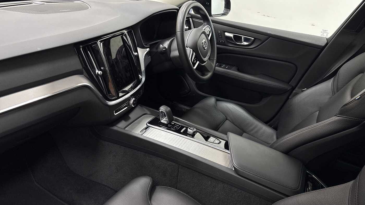 Used Volvo V60 2022 for sale - 77218238: Photo 6