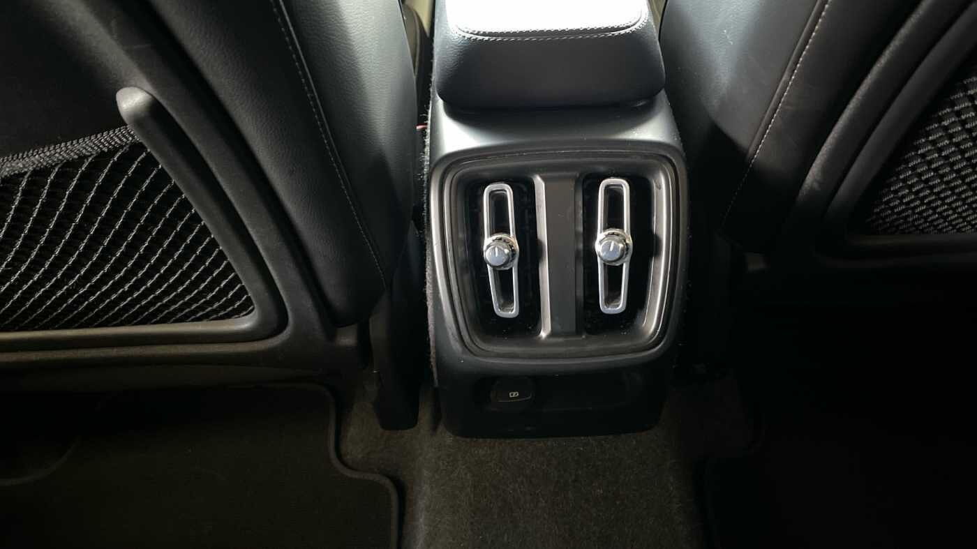 Used Volvo XC40 2021 for sale - 77941505: Photo 27