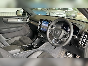 Used Volvo XC40 2022 for sale - 75813932: Photo