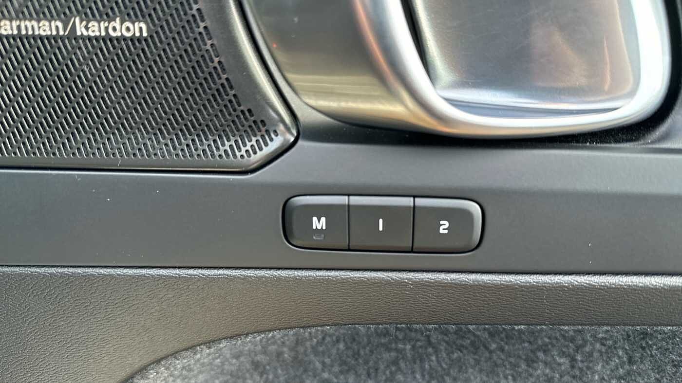 Used Volvo XC40 2023 for sale - 77647517: Photo 20