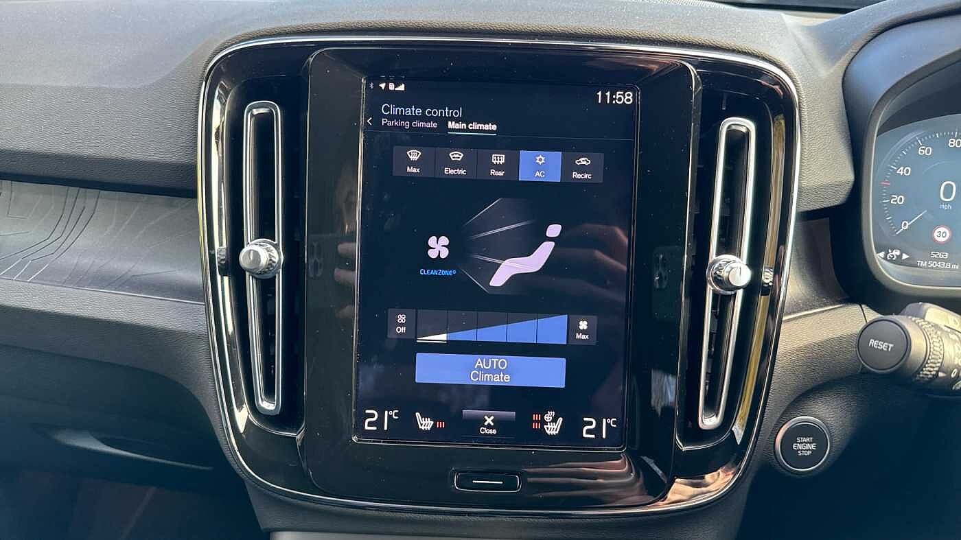 Used Volvo XC40 2023 for sale - 77647517: Photo 29