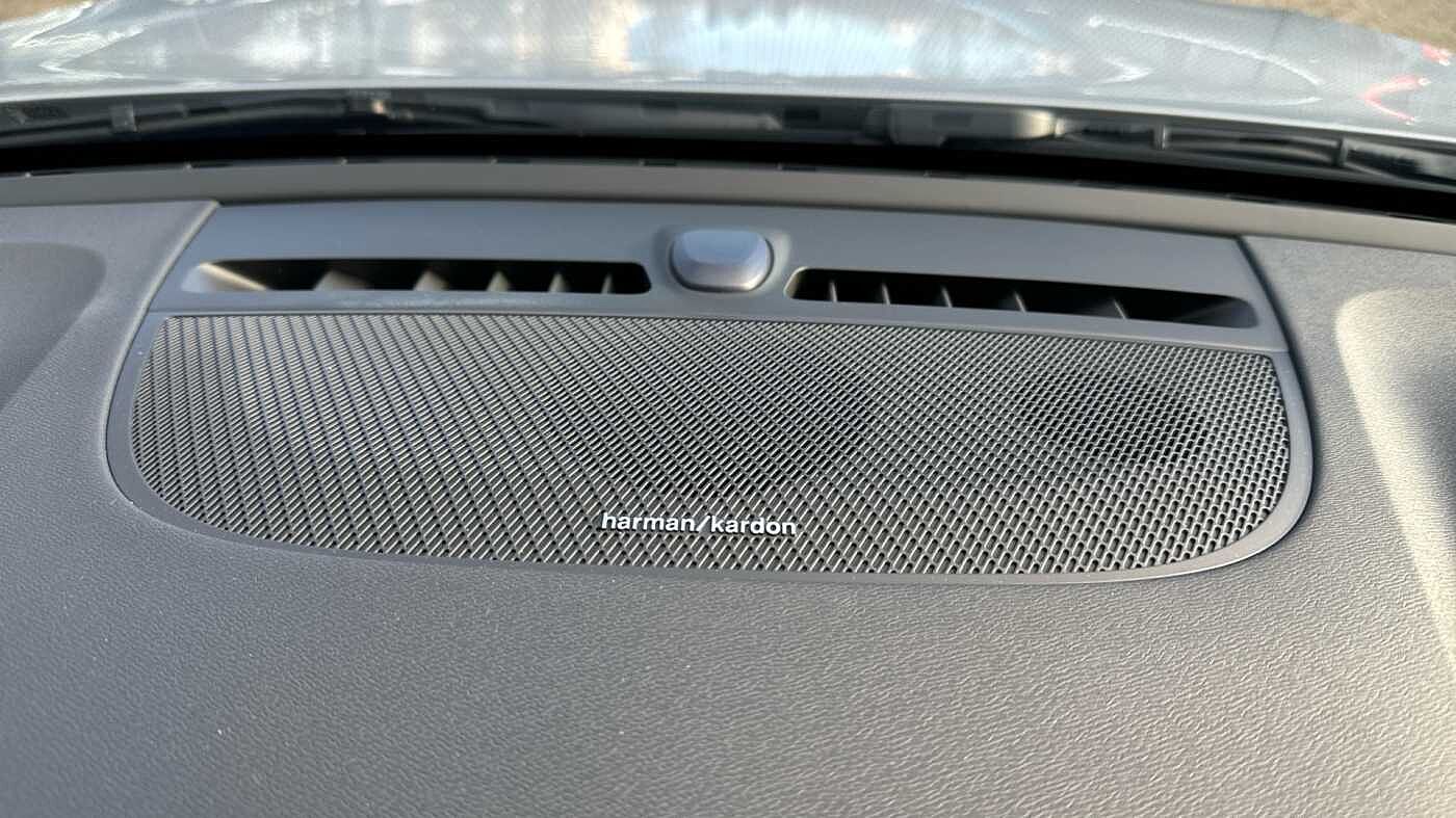 Used Volvo XC40 2023 for sale - 77647517: Photo 33