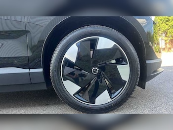 Used Volvo EX30 2025 for sale - 76716747: Photo