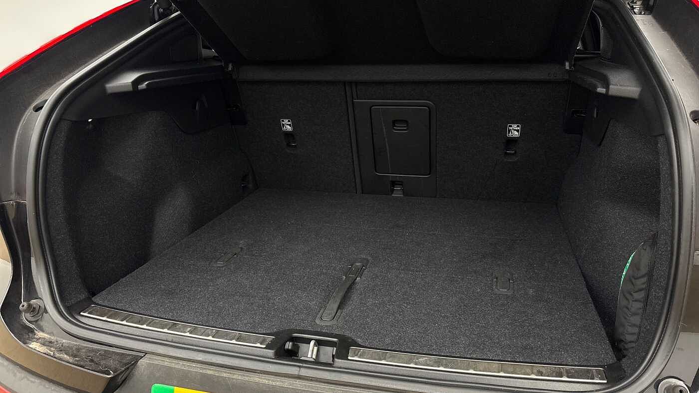 Used Volvo C40 2023 for sale - 78036207: Photo 5