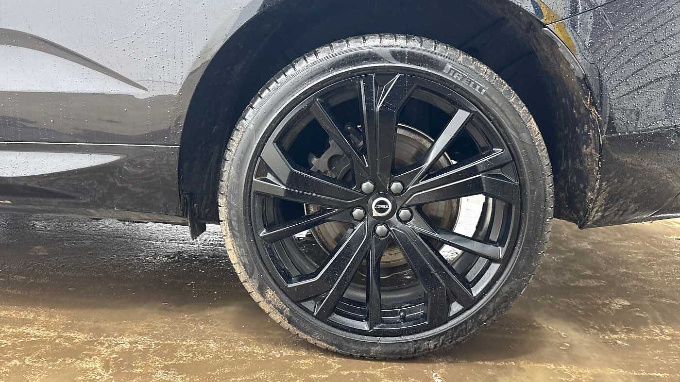 Used Volvo XC60 2024 for sale - 77725360: Photo 4