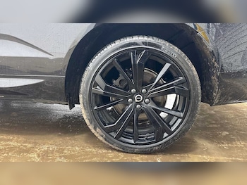 Used Volvo XC60 2024 for sale - 77725360: Photo