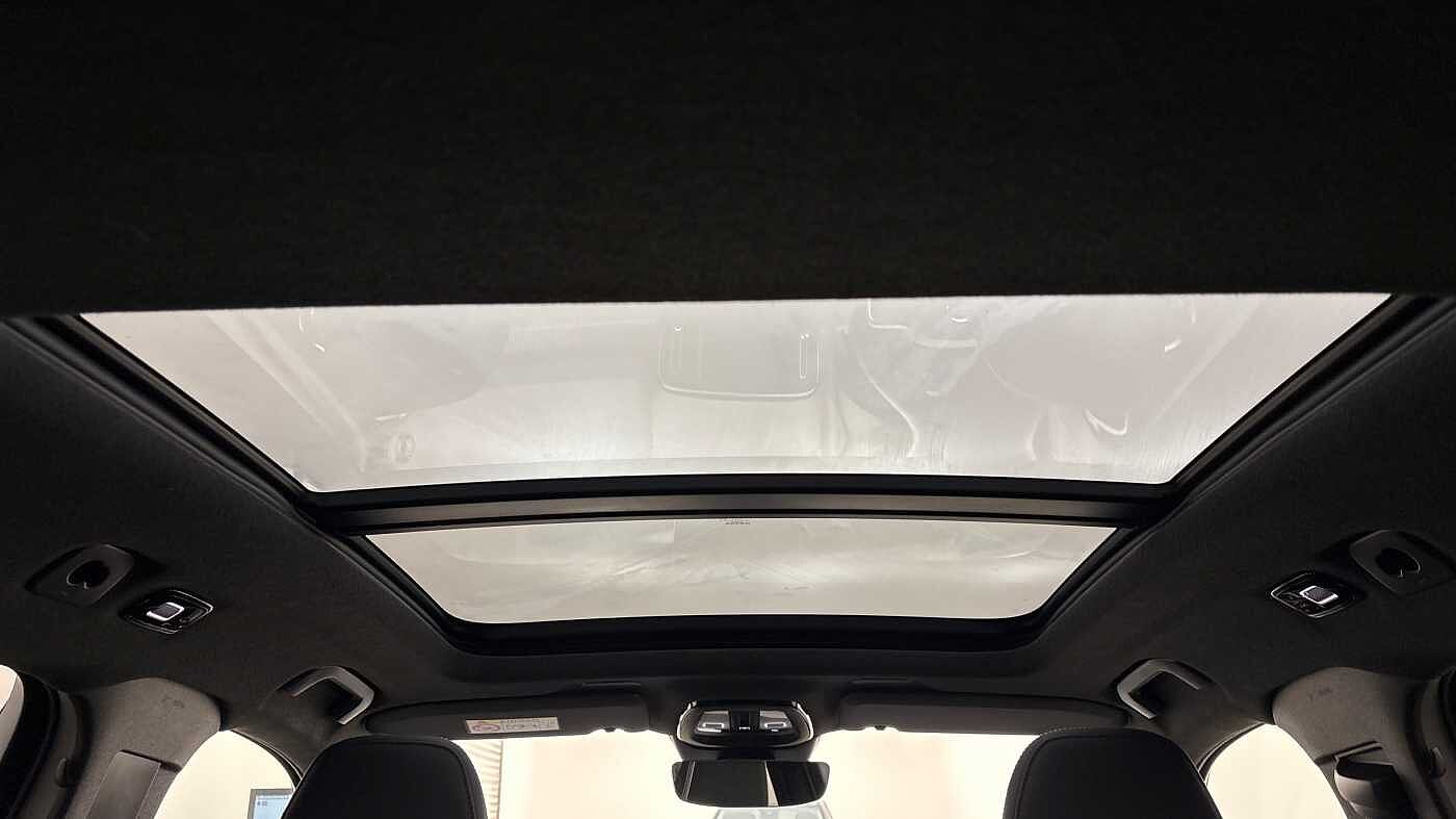 Used Volvo XC40 2023 for sale - 78158248: Photo 10