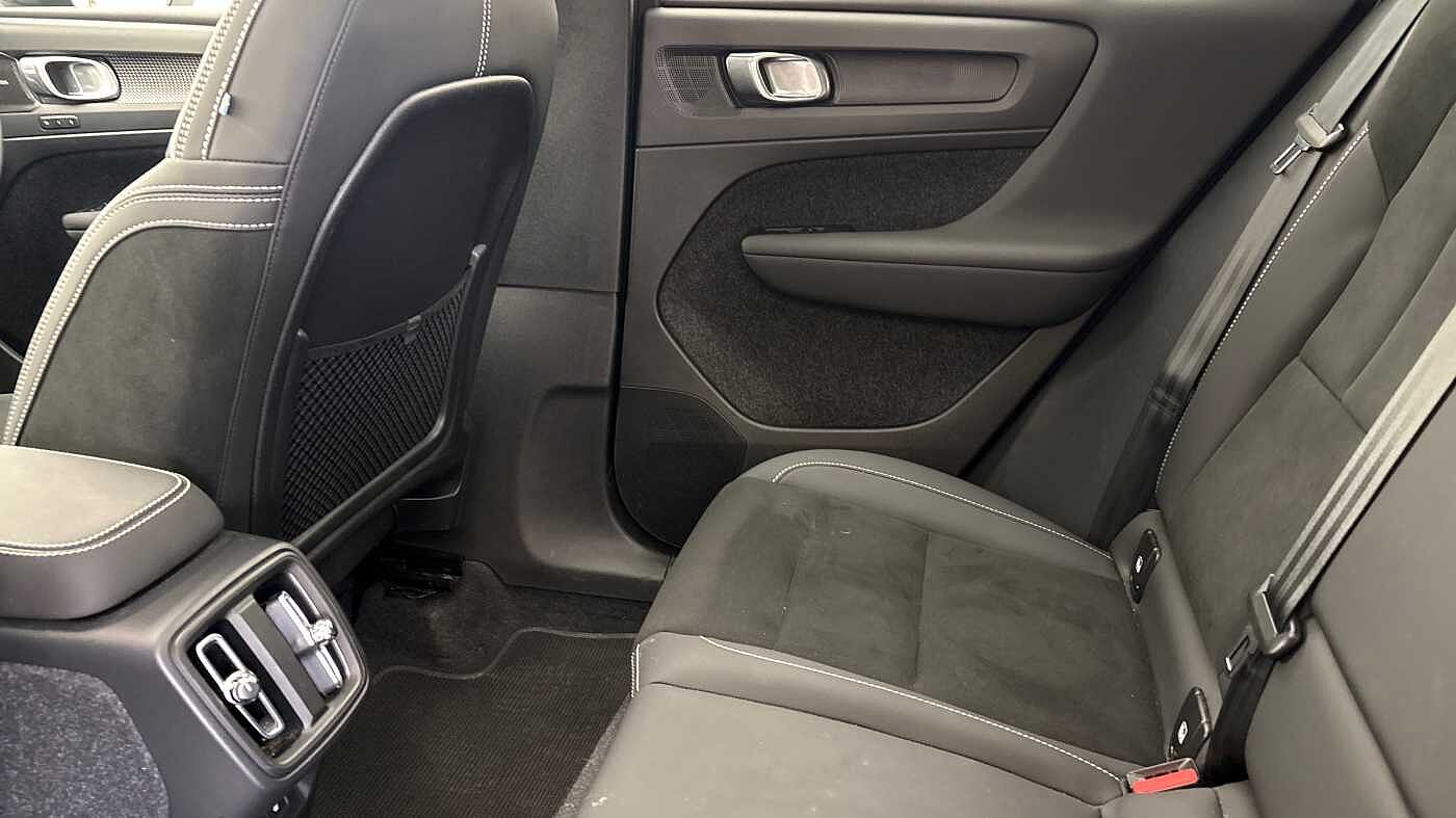 Used Volvo XC40 2023 for sale - 78158248: Photo 7