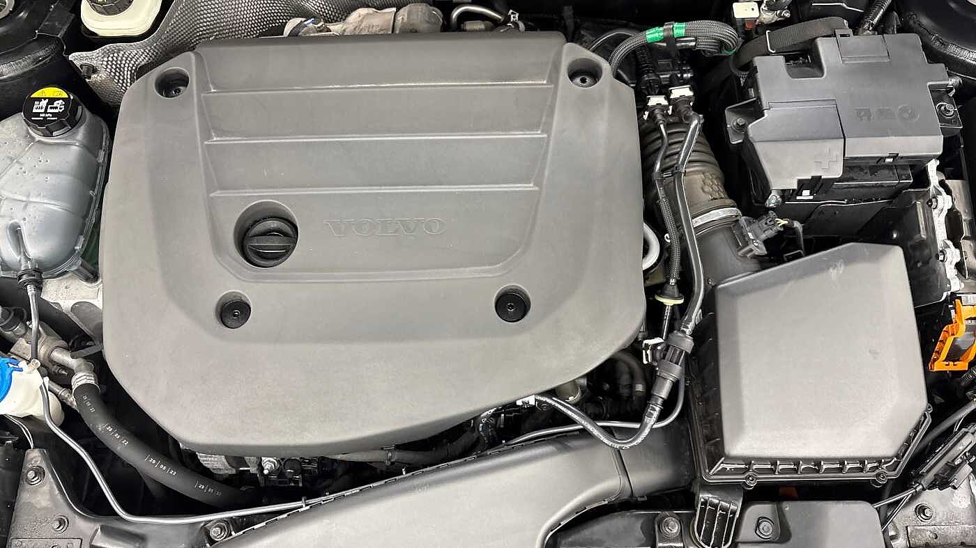 Used Volvo XC40 2022 for sale - 76474552: Photo 14