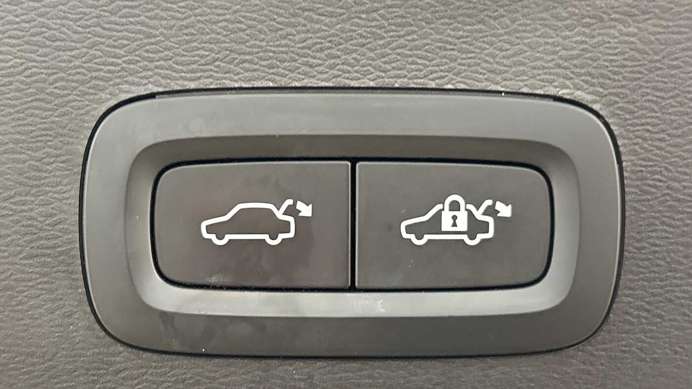 Used Volvo XC40 2022 for sale - 76474552: Photo 18