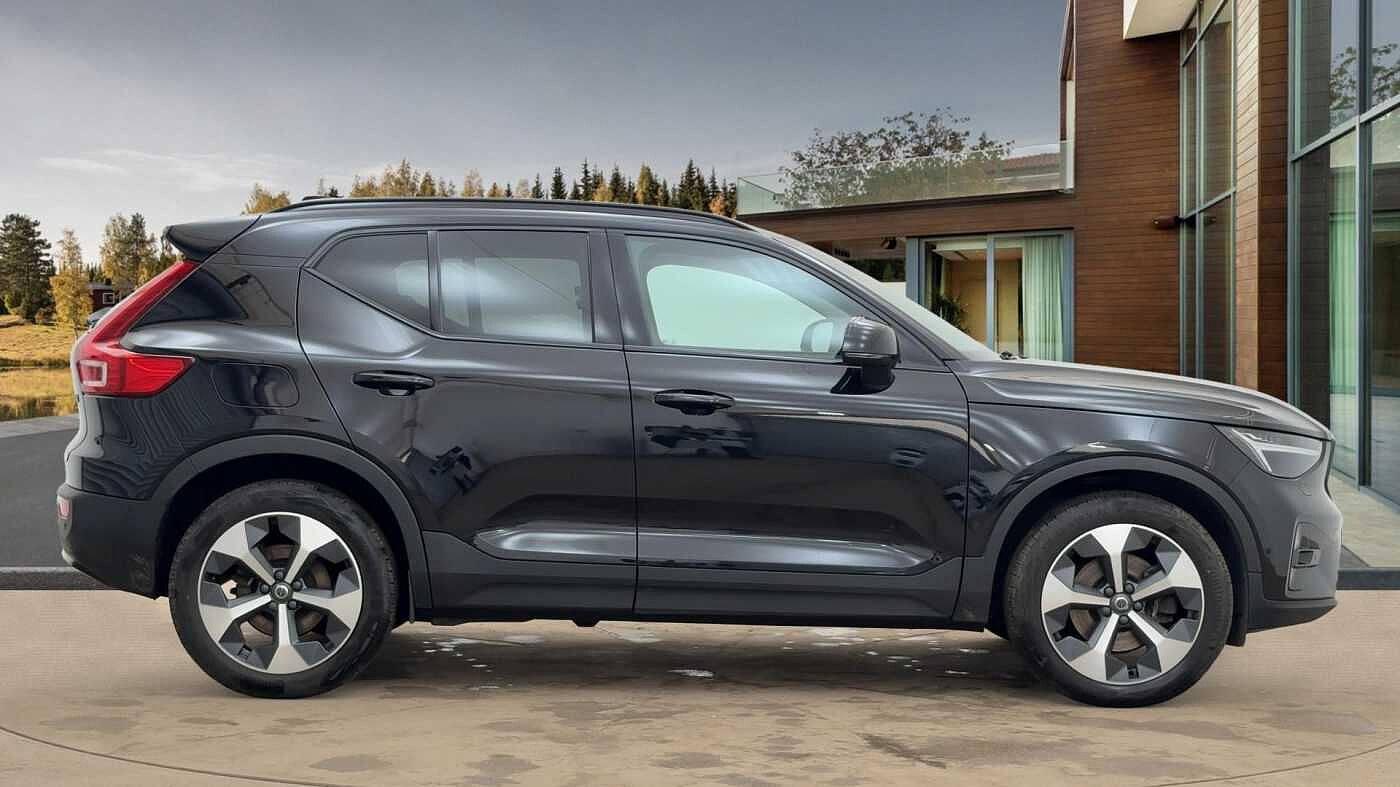 Used Volvo XC40 2022 for sale - 76474552: Photo 2
