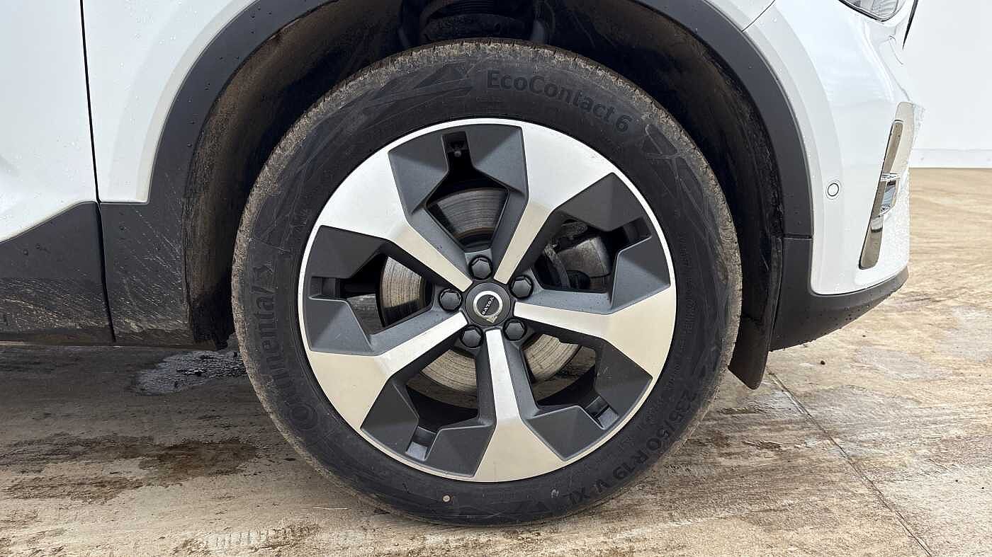 Used Volvo XC40 2022 for sale - 77725084: Photo 4