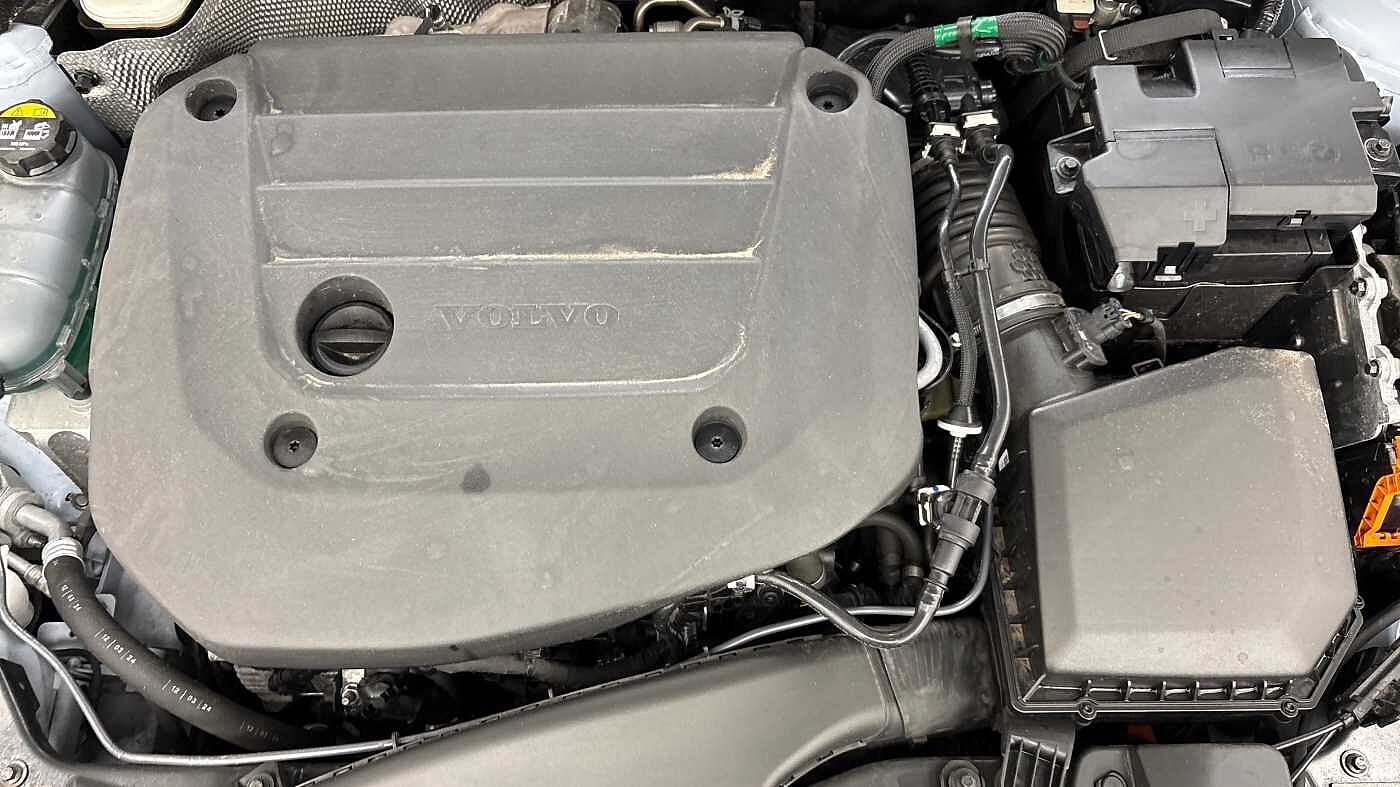 Used Volvo XC40 2024 for sale - 76716743: Photo 15