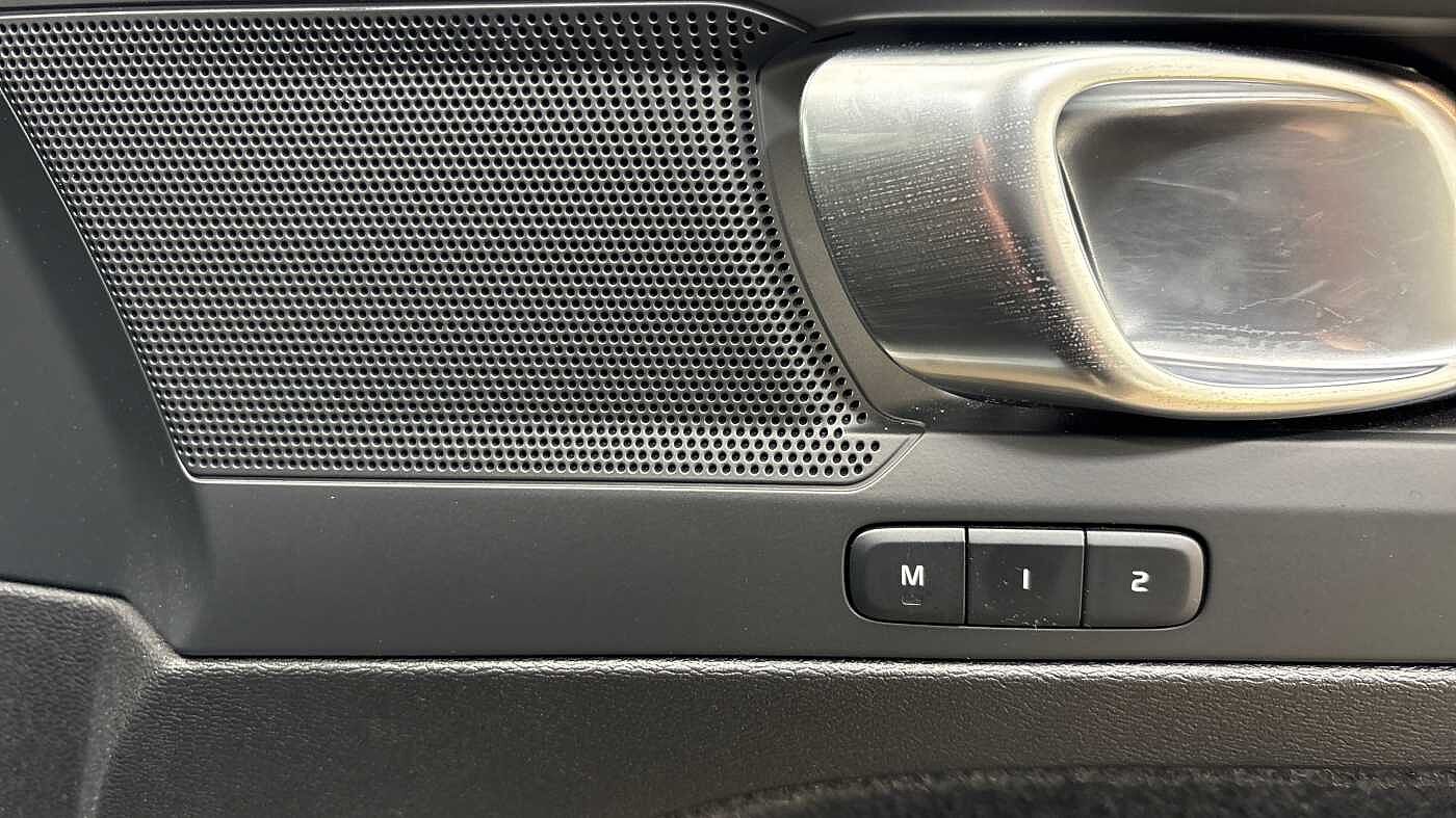 Used Volvo XC40 2024 for sale - 76716743: Photo 27