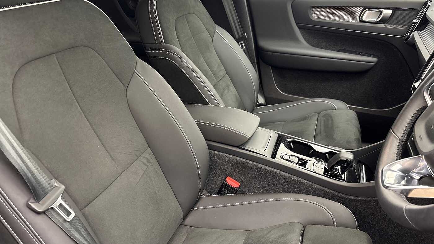 Used Volvo XC40 2024 for sale - 76716743: Photo 29