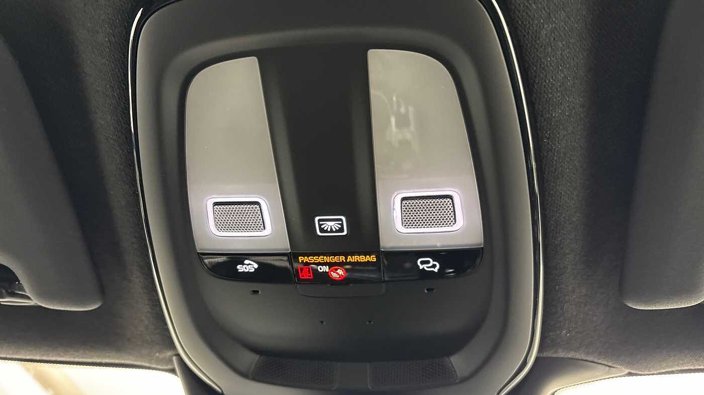 Used Volvo XC40 2024 for sale - 76716743: Photo 33