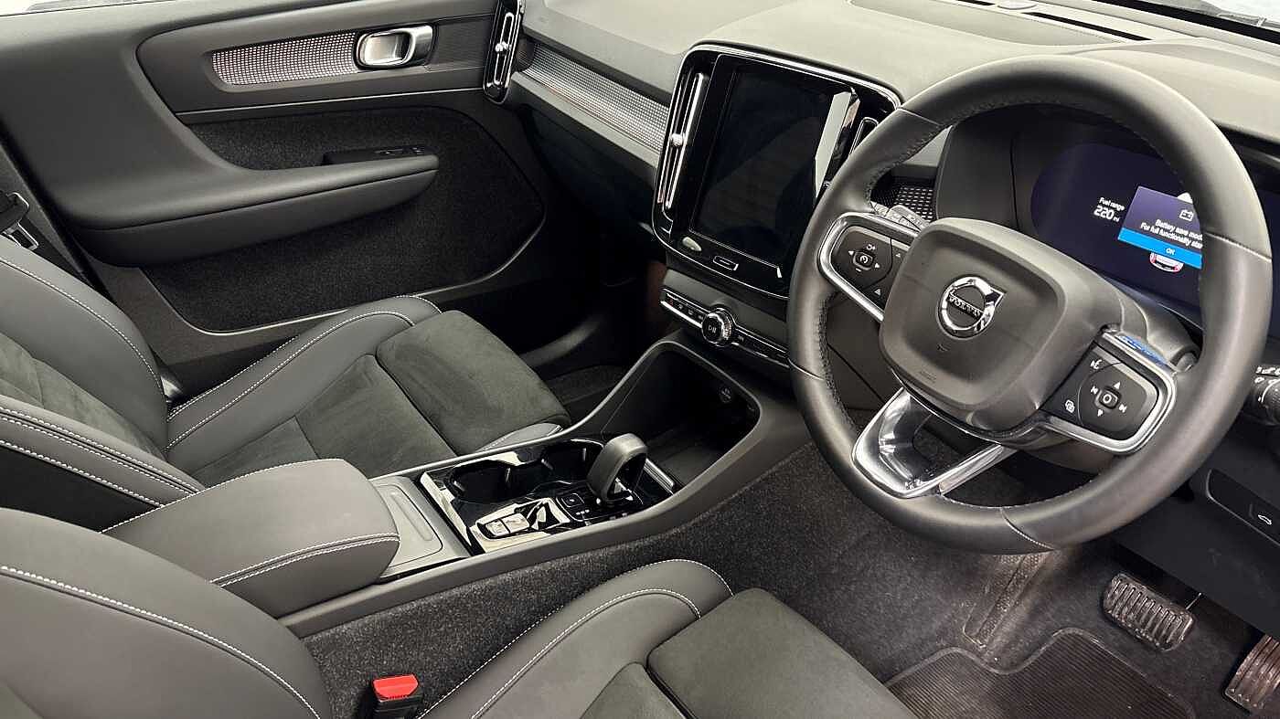 Used Volvo XC40 2024 for sale - 76716743: Photo 9