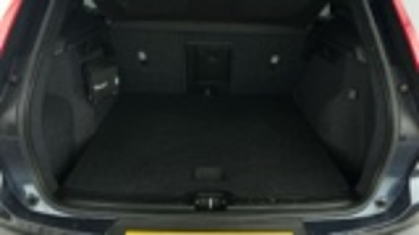 Used Volvo XC40 2021 for sale - 76033224: Photo 5