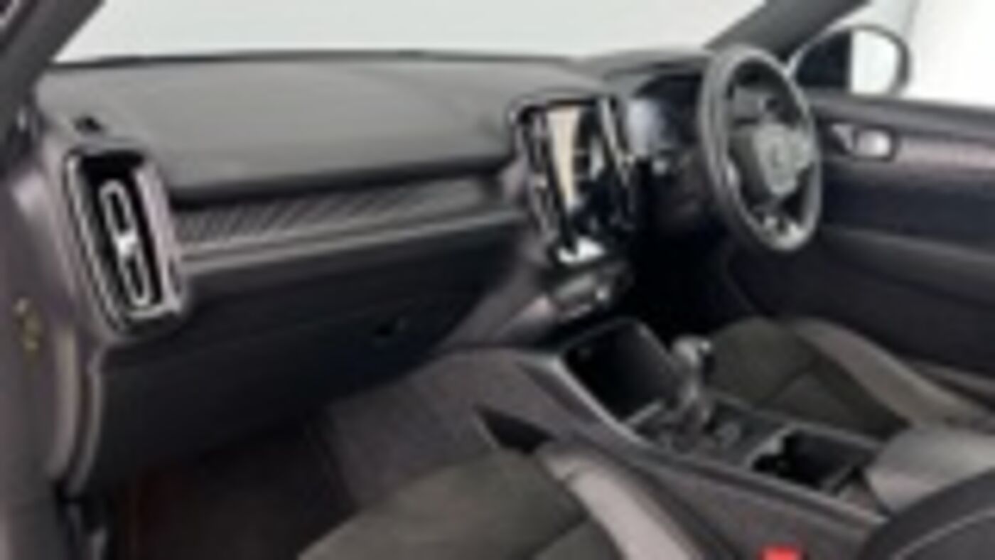 Used Volvo XC40 2021 for sale - 76033224: Photo 6