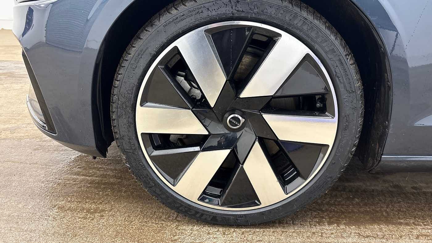 Used Volvo V60 2025 for sale - 77218230: Photo 16