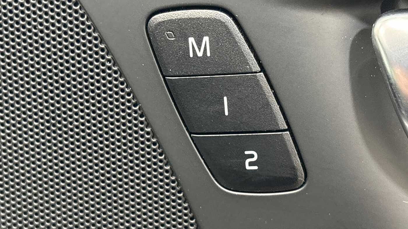 Used Volvo V60 2025 for sale - 77218230: Photo 26