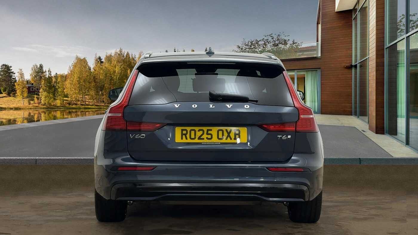 Used Volvo V60 2025 for sale - 77218230: Photo 4