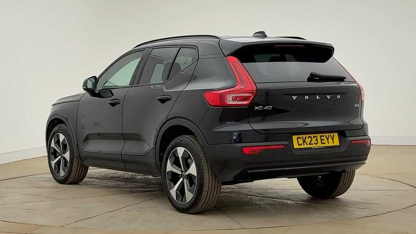 Used Volvo XC40 2023 for sale - 78158261: Photo 3
