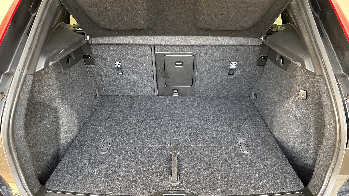 Used Volvo XC40 2023 for sale - 78158261: Photo 5