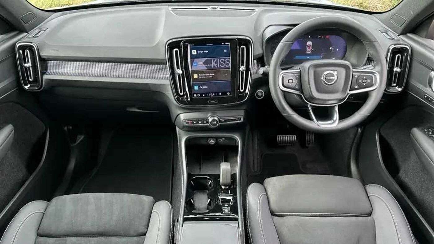 Used Volvo XC40 2026 for sale - 77231550: Photo 5