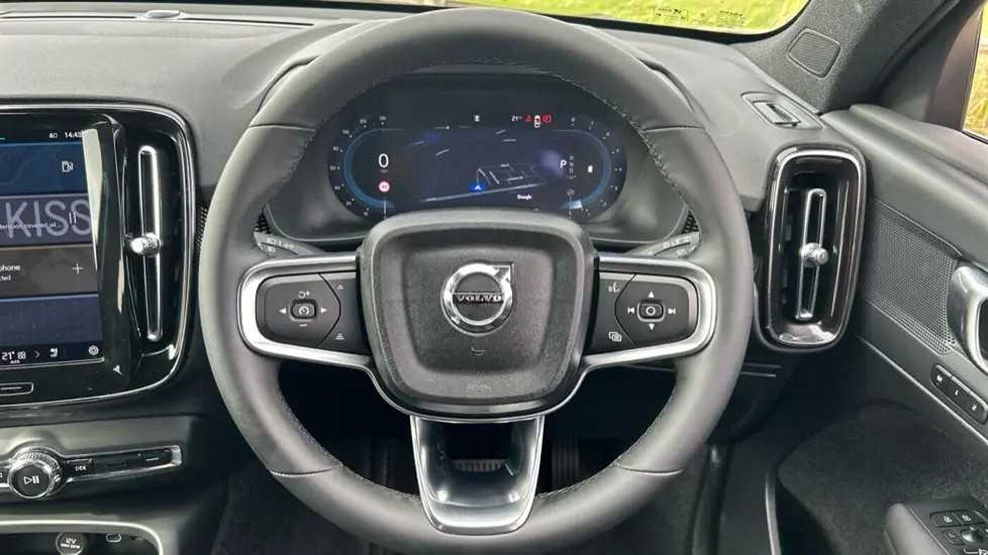 Used Volvo XC40 2026 for sale - 77231550: Photo 9