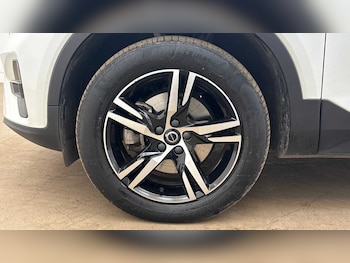 Used Volvo XC40 2023 for sale - 79182587: Photo