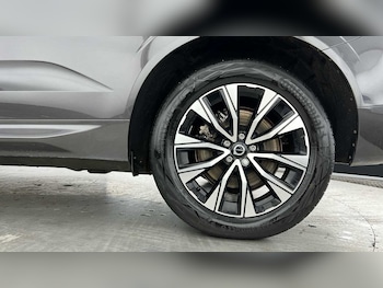 Used Volvo XC60 2023 for sale - 78336230: Photo