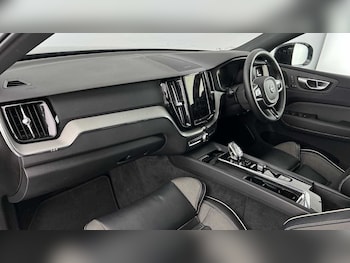 Used Volvo XC60 2023 for sale - 78336230: Photo