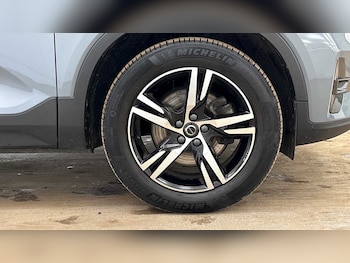 Used Volvo XC40 2023 for sale - 79182617: Photo