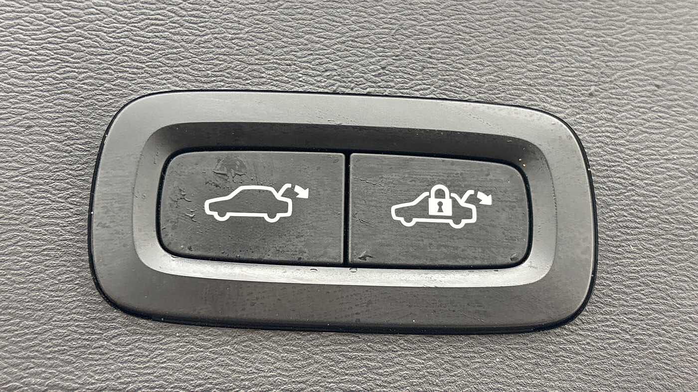 Used Volvo XC40 2023 for sale - 77388466: Photo 18