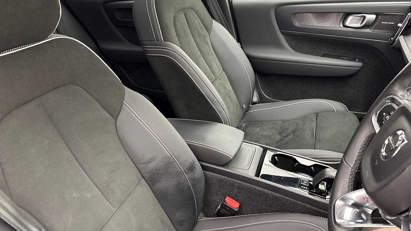 Used Volvo XC40 2023 for sale - 77388466: Photo 28