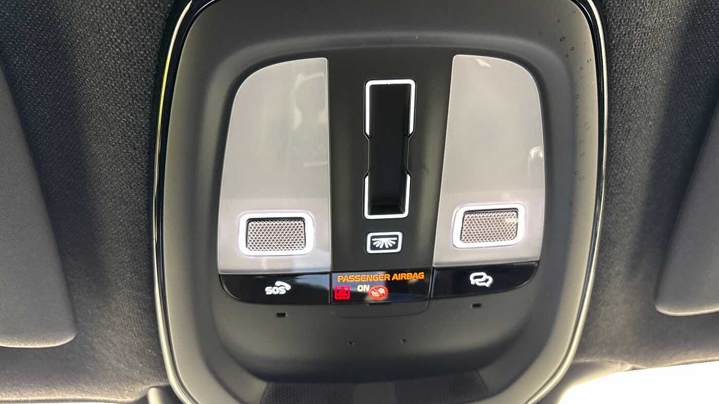 Used Volvo XC40 2023 for sale - 77388466: Photo 32