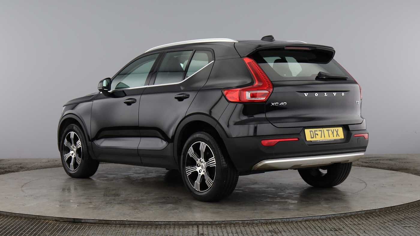 Used Volvo XC40 2022 for sale - 78158239: Photo 2