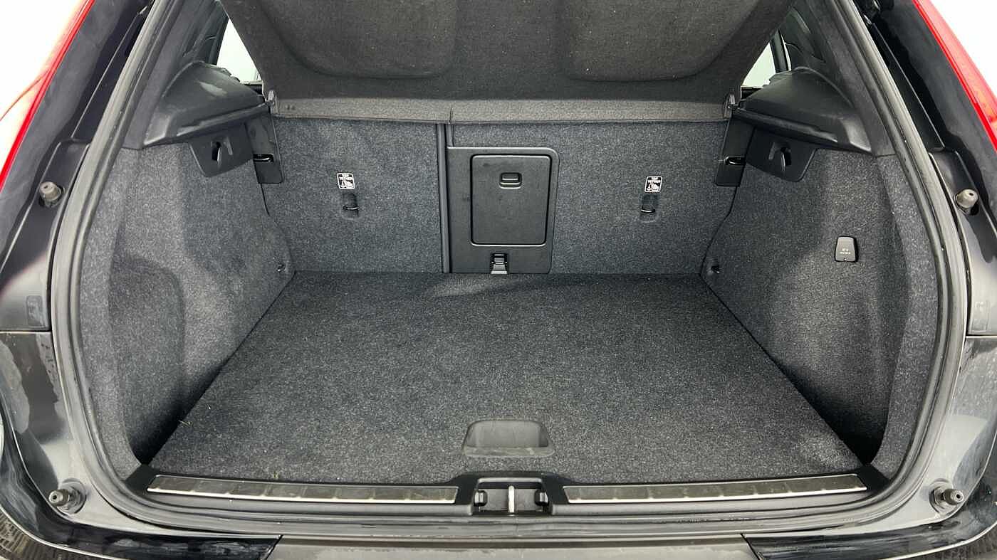 Used Volvo XC40 2022 for sale - 78158239: Photo 5