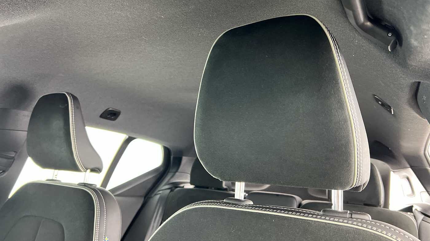 Used Volvo XC40 2021 for sale - 77647510: Photo 11