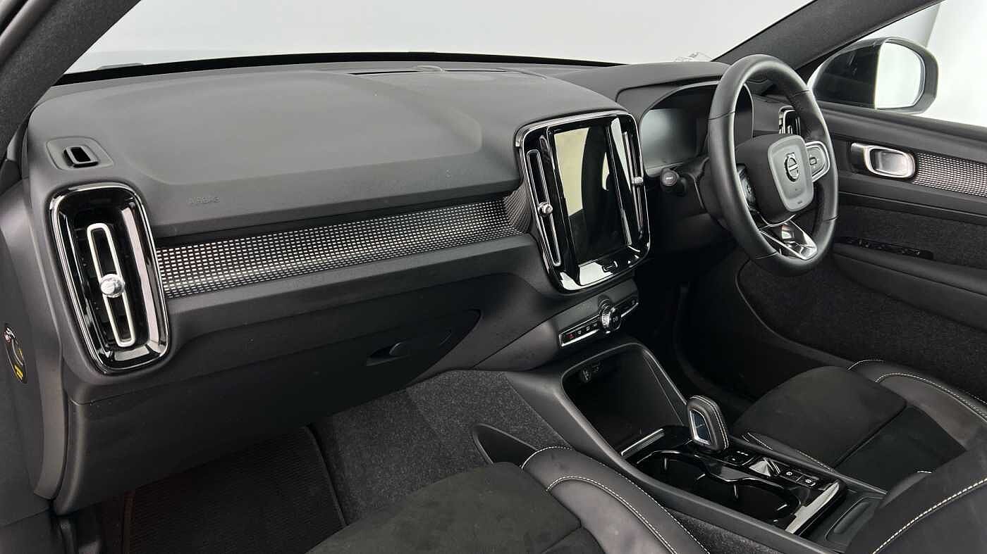 Used Volvo XC40 2021 for sale - 77647510: Photo 6