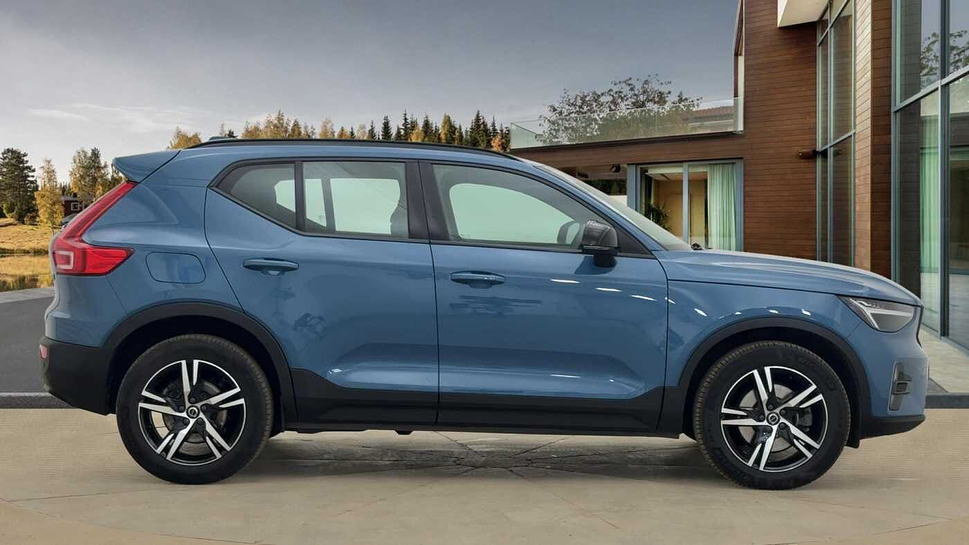 Used Volvo XC40 2022 for sale - 76474540: Photo 2