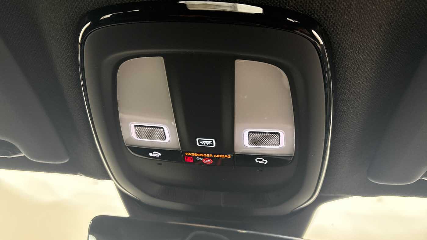 Used Volvo XC40 2022 for sale - 76474540: Photo 31