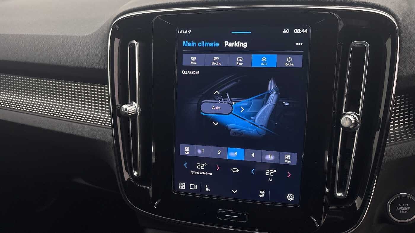 Used Volvo XC40 2022 for sale - 76474540: Photo 37