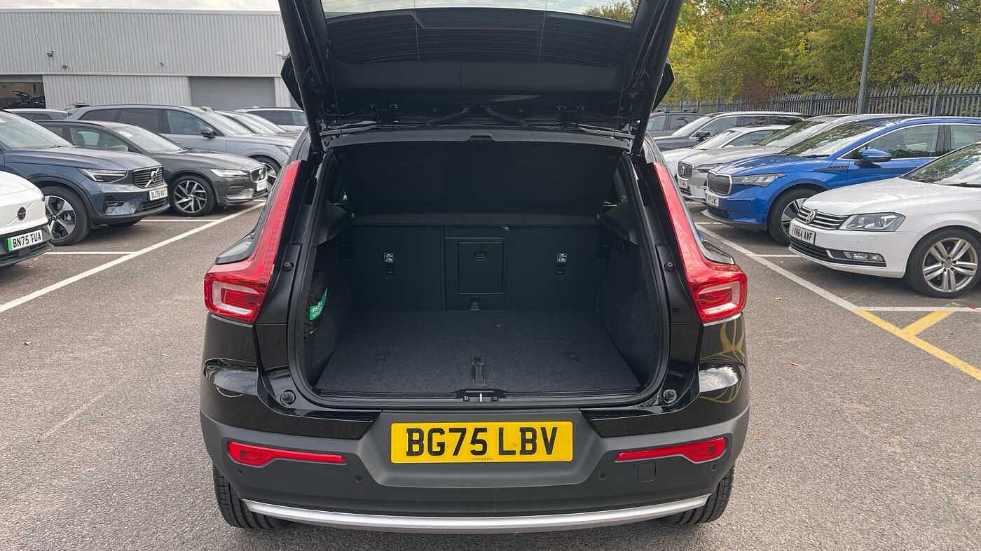 Used Volvo XC40 2025 for sale - 76139641: Photo 13