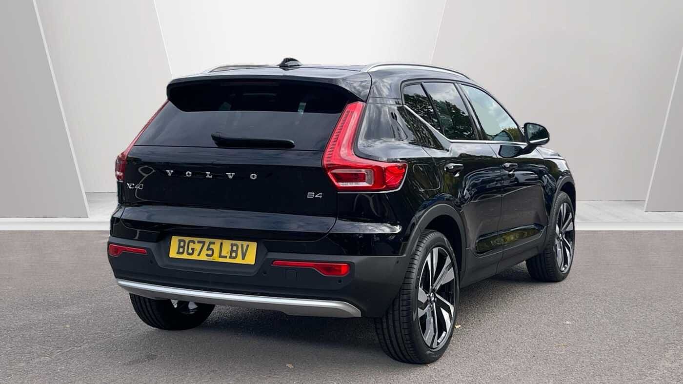 Used Volvo XC40 2025 for sale - 76139641: Photo 2