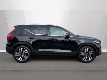 Used Volvo XC40 2025 for sale - 76139641: Photo 3