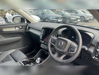 Used Volvo XC40 2025 for sale - 76139641: Photo 4