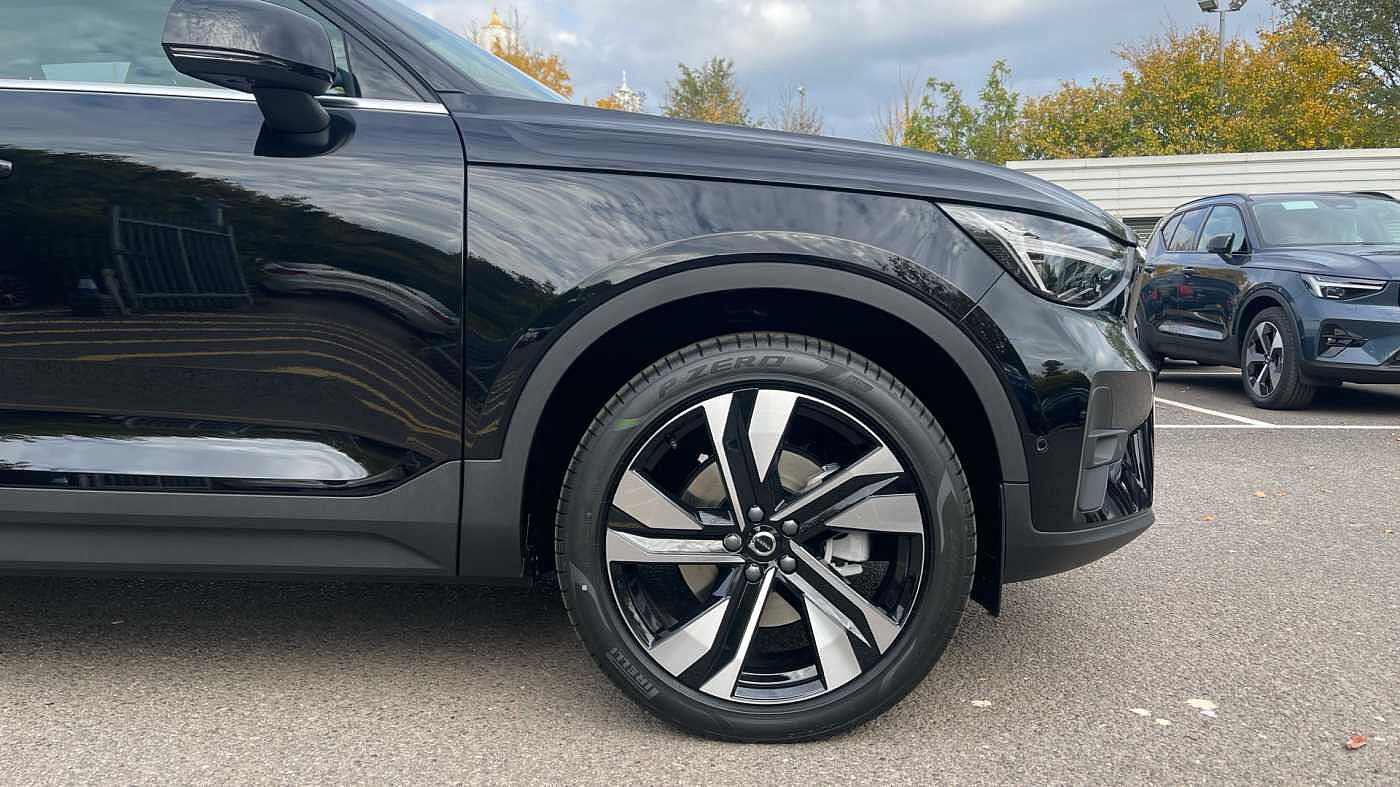 Used Volvo XC40 2025 for sale - 76139641: Photo 9